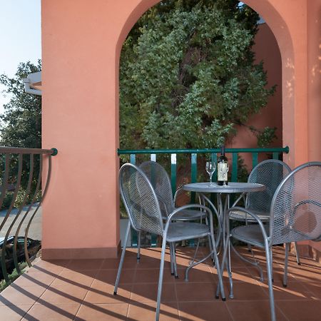 Maistra Select Koversada Naturist Apartments Vrsar Exterior foto