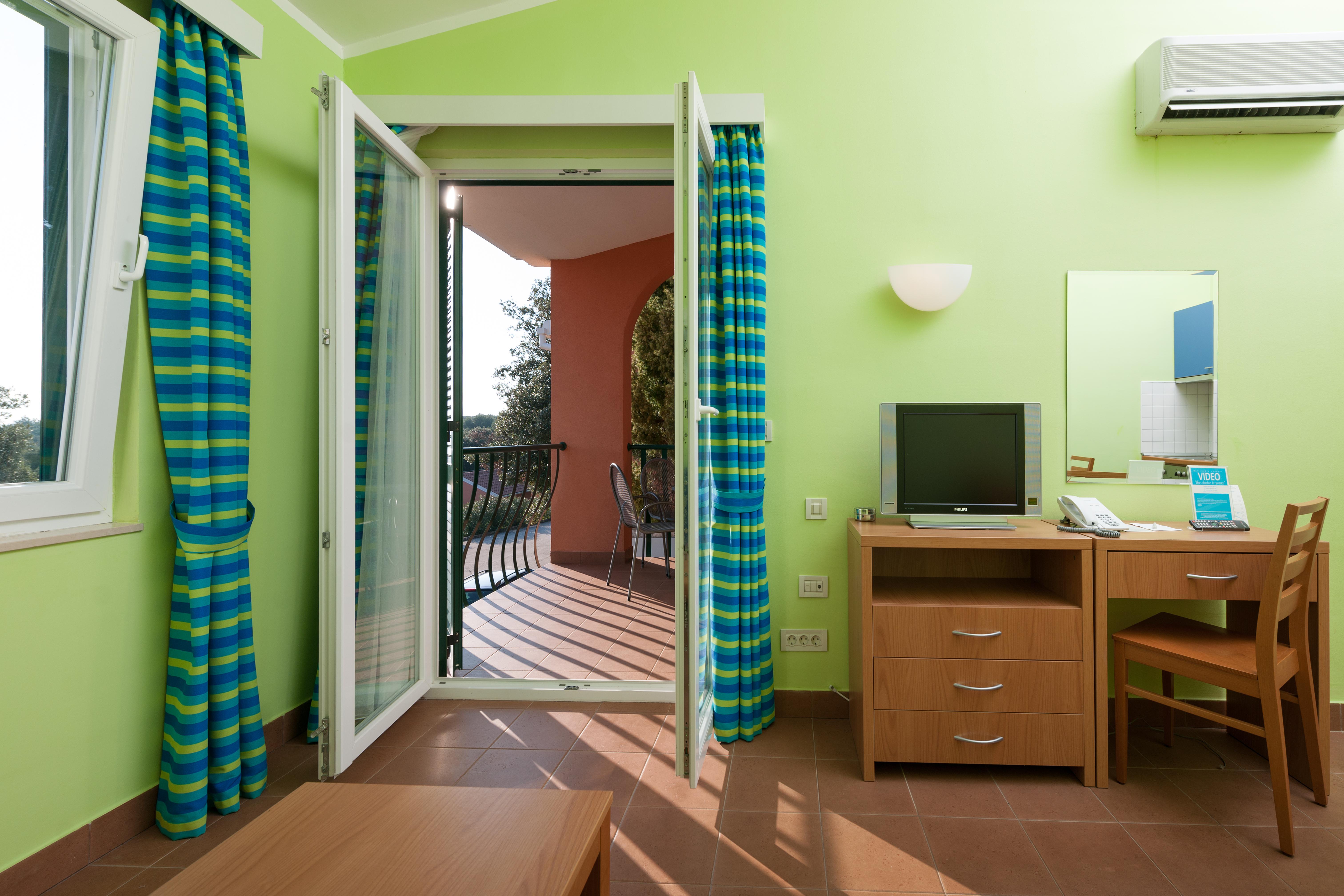 Maistra Select Koversada Naturist Apartments Vrsar Exterior foto