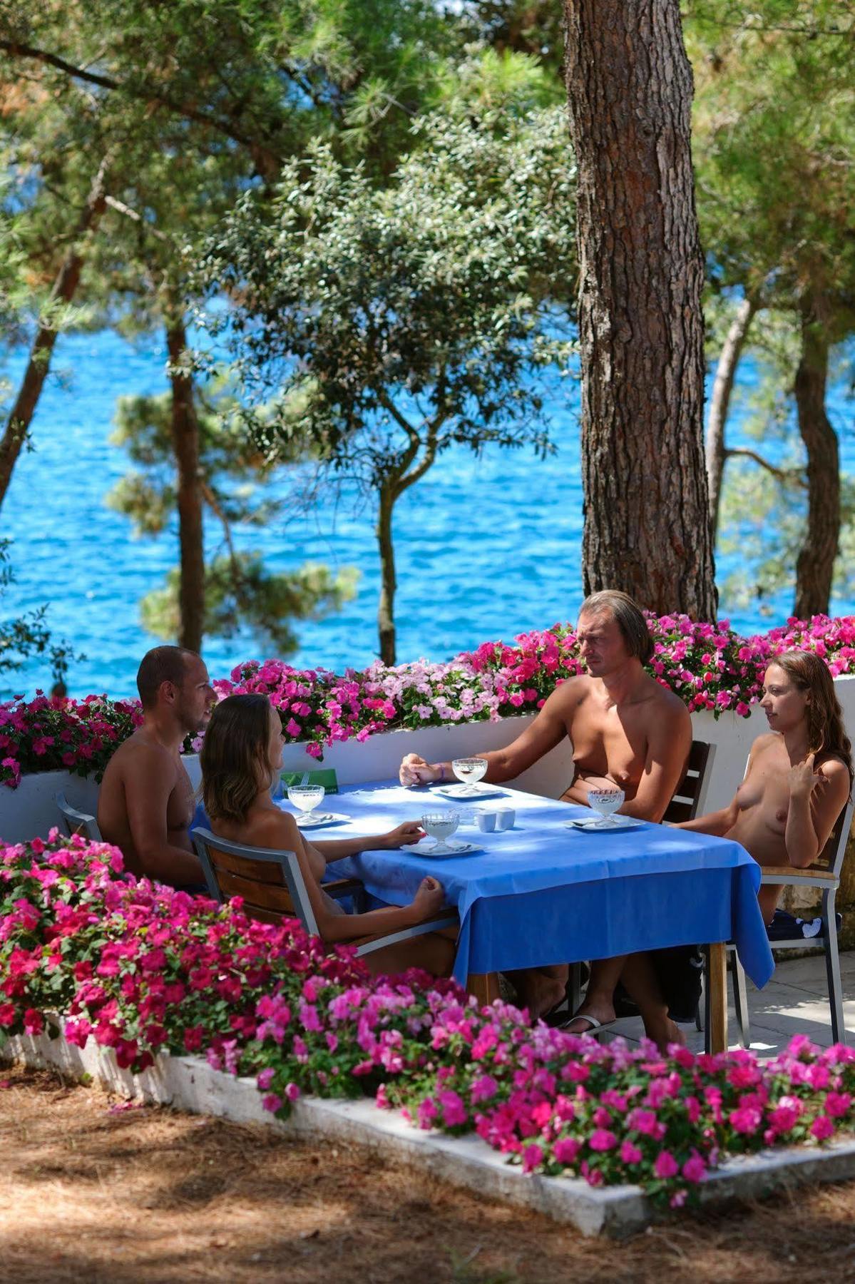 Maistra Select Koversada Naturist Apartments Vrsar Exterior foto